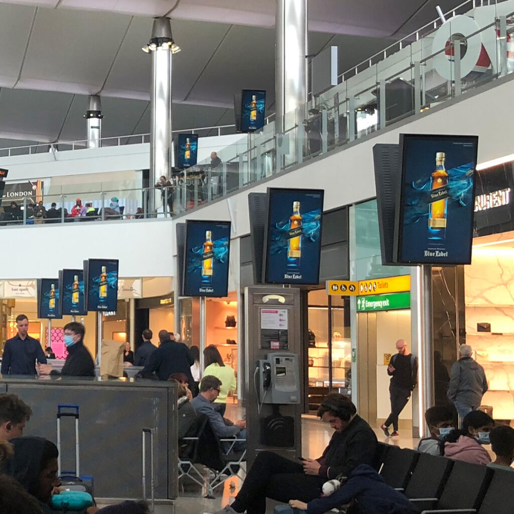 JW_Blue_LHR-InsideWaitingScreens